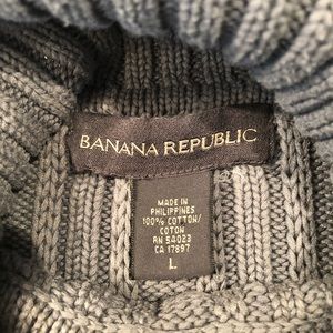 Banana Republic Sweaters - Banana Republic sweater Banana Republic Sweaters - Banana Republic sweater
